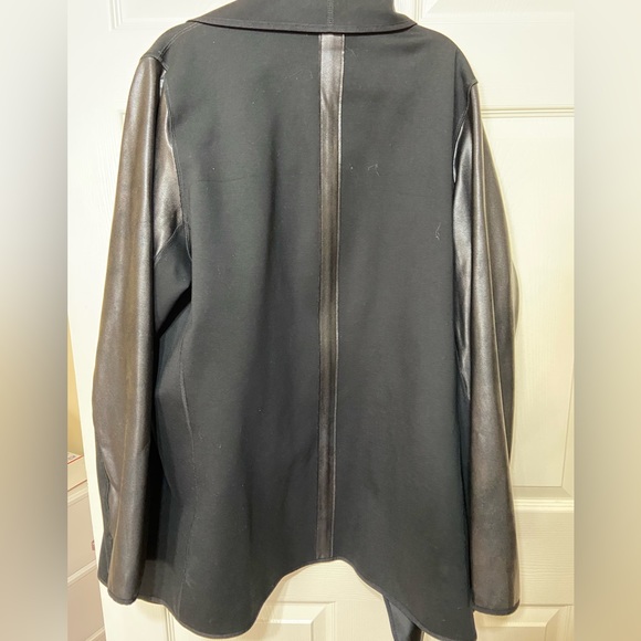 Spanx drape front faux leather jacket NWOT - Picture 8 of 9